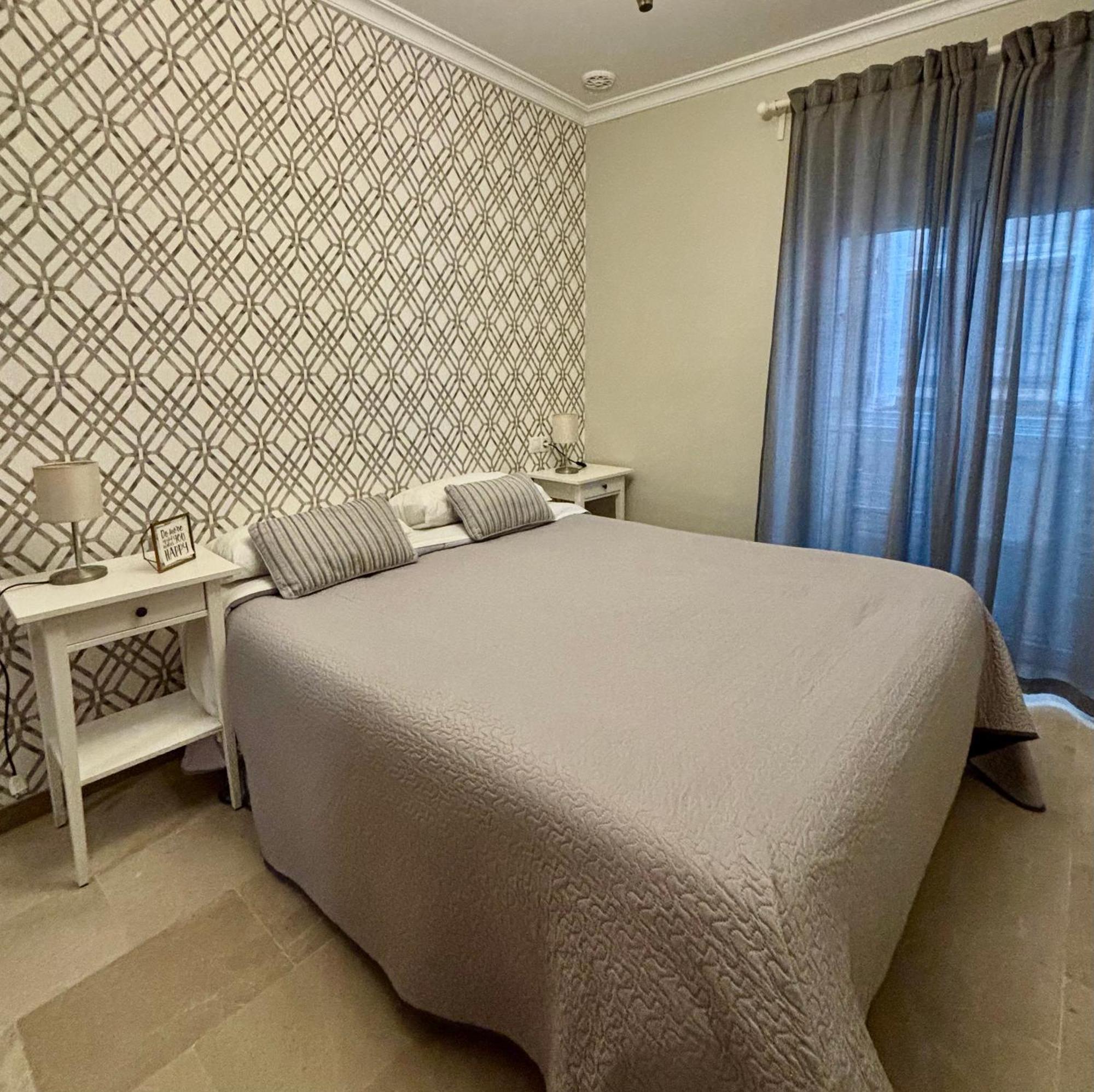 קדיז Apartamento Feduchy 10 Min De La Playa 2 Banos מראה חיצוני תמונה